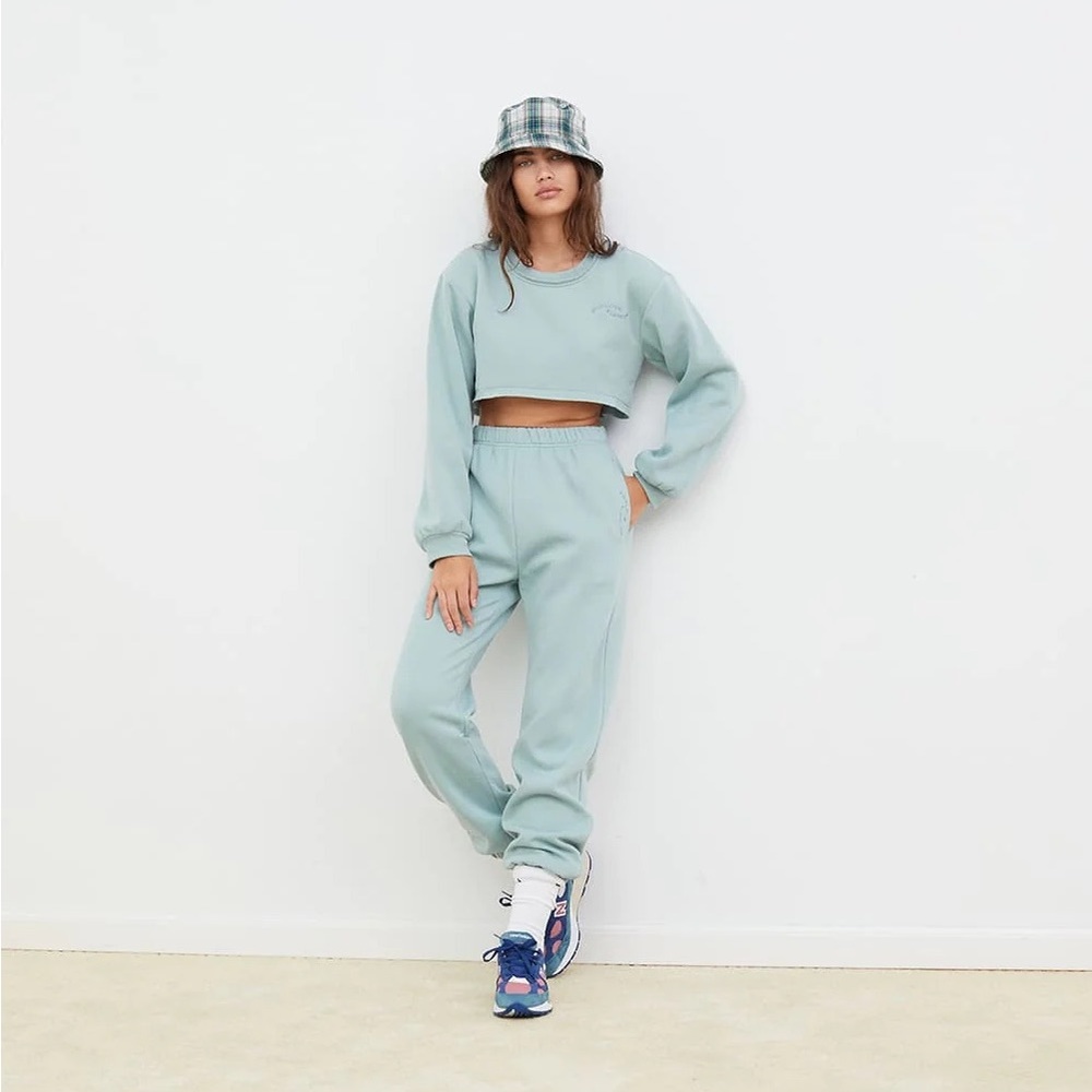 FOR LOVE AND LEMONS Sweat Set "For Love & Leisure" - Picture 2 of 3